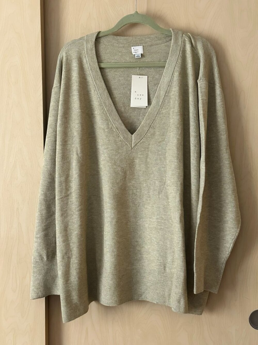 A New Day Heather Beige V-Neck Sweater Size 4X NWT